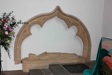 Wellington - Early Tomb Detail